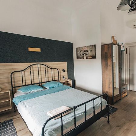 Palmers Apartments And Rooms Zagabria Esterno foto
