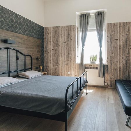 Palmers Apartments And Rooms Zagabria Esterno foto