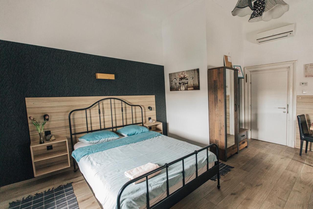 Palmers Apartments And Rooms Zagabria Esterno foto